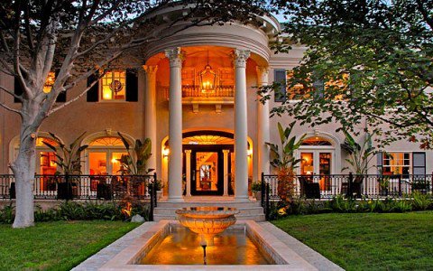 Jeremy Renner civilben is betegre keresi magát -  -  - Boszorkányvadászok, ingatlan, jeremy renner, moziműsor, 