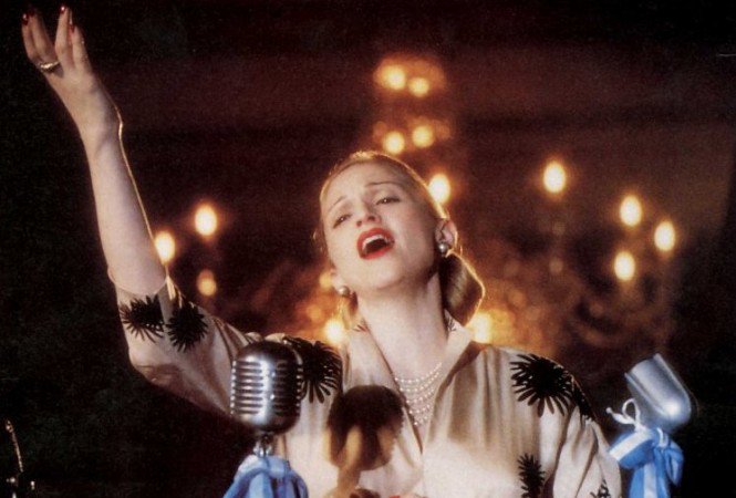 Rabolt kincsekkel ékesítette magát Evita? -  -  - Argentina, Eva Peron, könyv, 