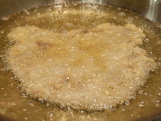 Süsd meg életed rántott húsát! -  -  - Bereznay Tamás, rántott hús, Vénusz Sütőolaj,