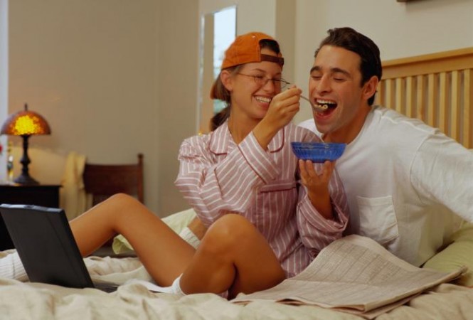 Így hozhatod hangulatba a partnered - Mindent a testnek -  - hormonok, intimitás, szexuális együttlét,