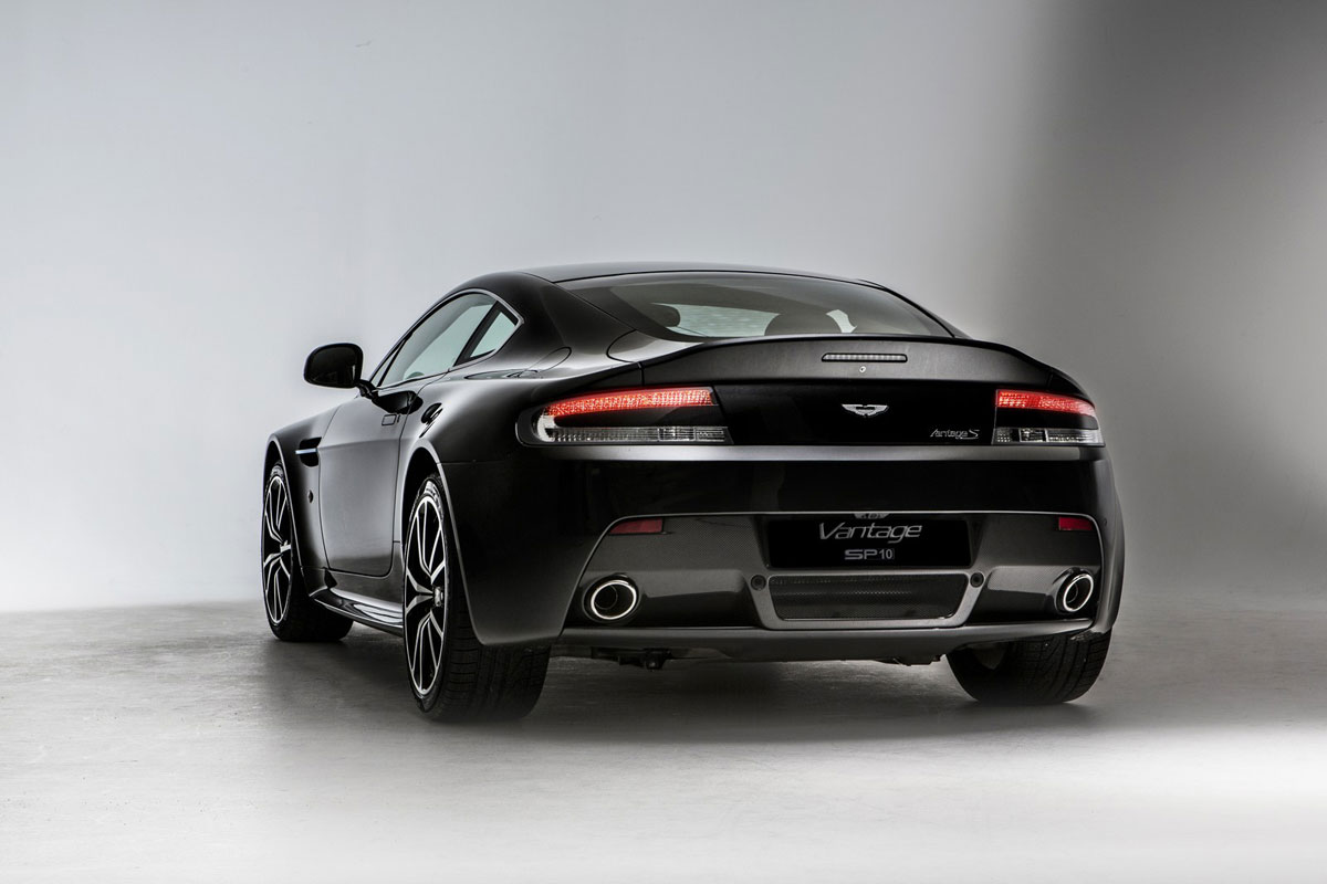 Aston Martin V8 Special Edition - Autó & Motor -  - Aston Martin,