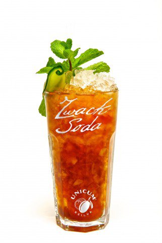 Keserű magyar világsiker -  -  - unicum szilva, Zwack Sándor,