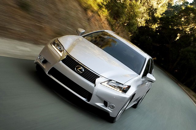 A szemmozgásunkat is érzékeli az új Lexus GS - Autó & Motor -  - autó, Lexus, Lexus GS, luxus, 