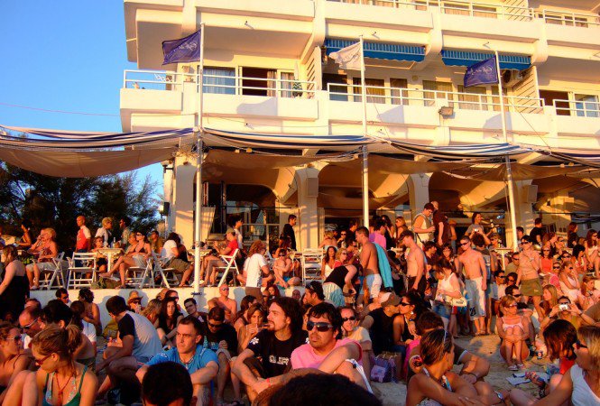 Cafe del Mar: egy kávézó, amit soha nem felejtesz el -  -  - Cafe del Mar, Ibiza, naplemente, spanyolország, tengerpart, utazás,