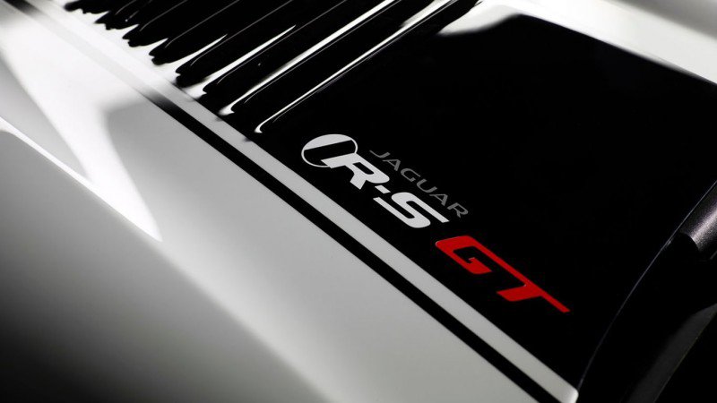 Jaguar XKR-S GT - Autó & Motor -  - jaguar xkr-s gt, versenyautó, 