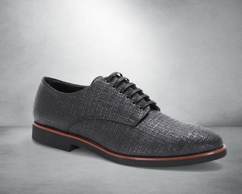 Fendi Lace-Up Kollekció - ÉN - Divathírek - Fendi cipő, lábbeli, 