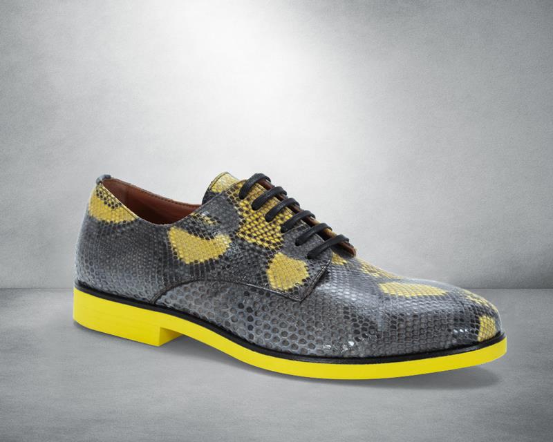 Fendi Lace-Up Kollekció - ÉN - Divathírek - Fendi cipő, lábbeli, 