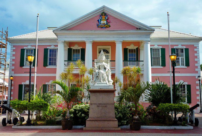 A világ második legjobb állása - Tensi - Utazás -  - A világ második legjobb állása, Tensi, utazás,