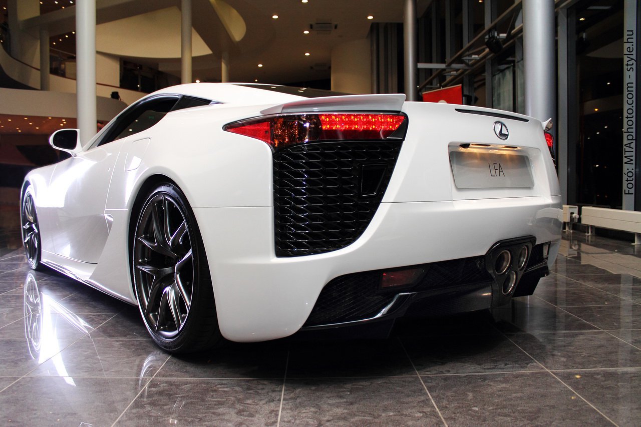 Először Magyarországon a luxus versenyautó - Autó & Motor -  - Lexus, Lexus LFA, sportautó, Top Gear, 
