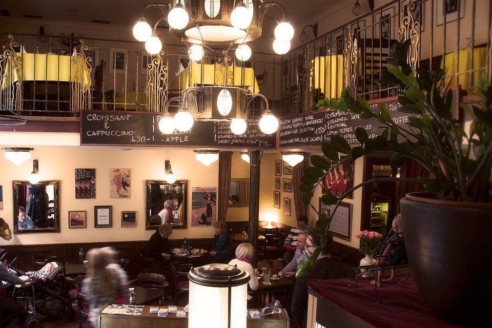 Kávéházi körkép - Spinoza Kávéház - STYLELIFE -  - kávéház, kávéházi körkép, spinoza, spinoza cafe, spinoza étterem, 