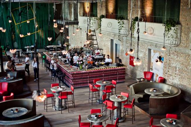 Szórakozás remek kilátással - STYLELIFE -  - bábel delicate, kiosk, március 15 tér, új étterem, 