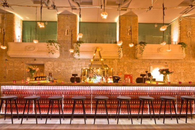 Szórakozás remek kilátással - STYLELIFE -  - bábel delicate, kiosk, március 15 tér, új étterem, 