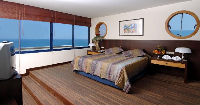 Titanic Beach Hotel - avagy vár a török riviéra - Utazás -  - Titanic Beach Hotel, török riviéra, utazás, 