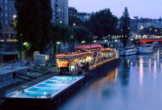 Rántott hús legek: pizza méretű és negyvenezer forintos bécsi szeletek -  -  - bécs, bécsi szelet, ötkert, rántott hús, 