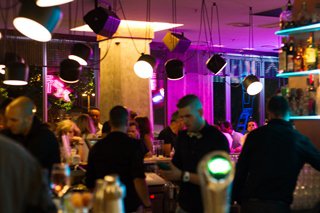 Japán robotok az oroszlánok lábainál - STYLELIFE -  - étterem, japán konyha, szusi, tokio, 