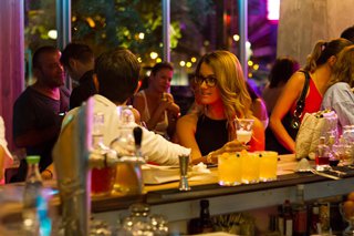 Japán robotok az oroszlánok lábainál - STYLELIFE -  - étterem, japán konyha, szusi, tokio, 