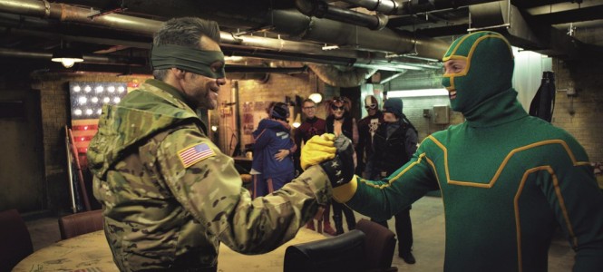 Seggberúgás helyett csak fenéken billentett -  -  - jim carrey, kick-ass 2, moziműsor, 