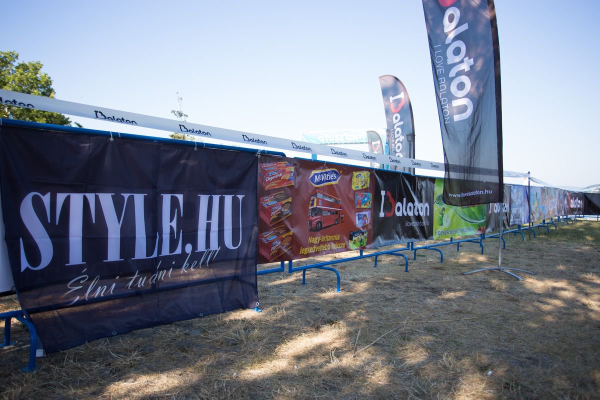 Átúszva búcsúztak a nyártól -  -  - balaton átúszás, rendezvény, stylemagazin, 