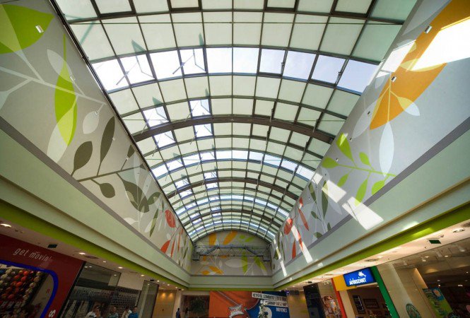 Megnyitott az ország legnagyobb bevásárlóközpontja - Ingatlanhírek -  - árkád, 