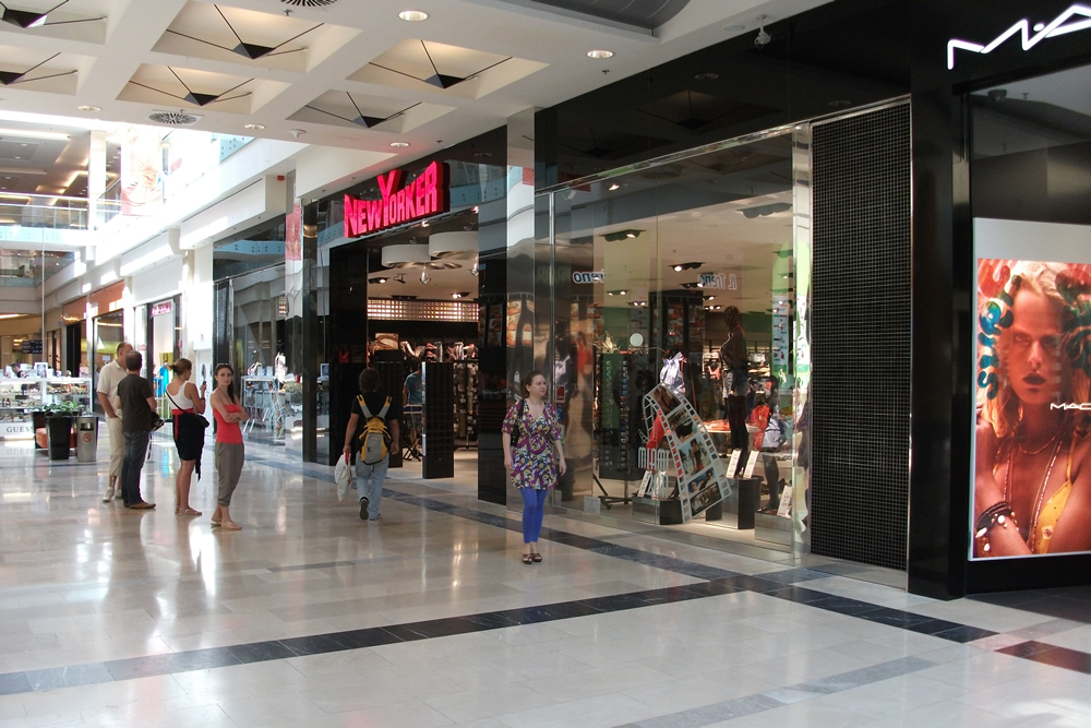 New Yorker üzlet nyílt a Pólus Centerben - Ingatlanhírek -  - kereskedelem, new yorker, pólus center, 
