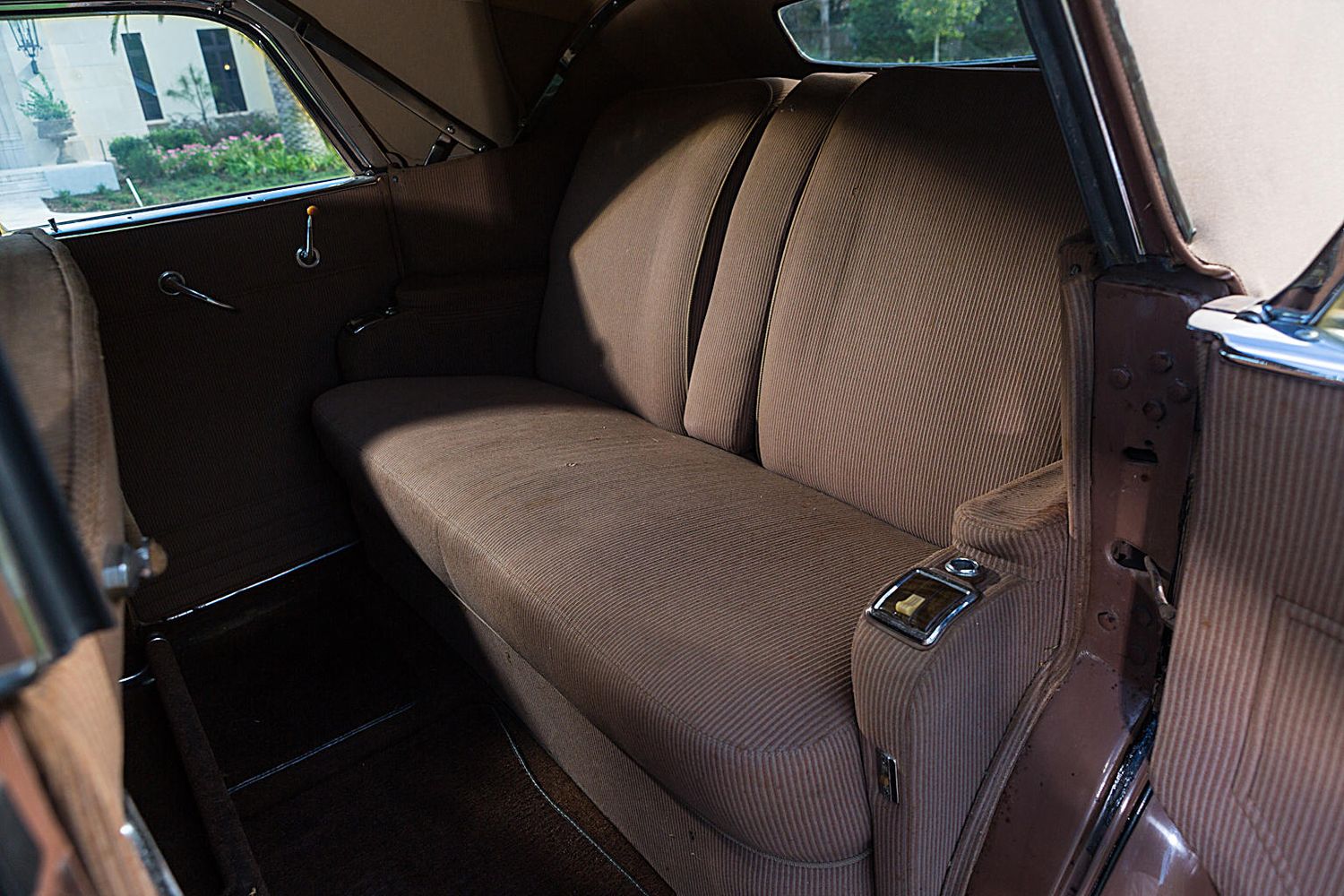 Árverésen Humphrey Bogart álomautója -  -  - buick, humphrey bogart, 