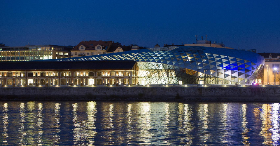 Nyílik a Bálna - Kikapcsoló -  - Bálna, Budapest, Élmény, Központ, kultúra, Kultúrális, Művészet, szórakoztatás, Szórakoztató,