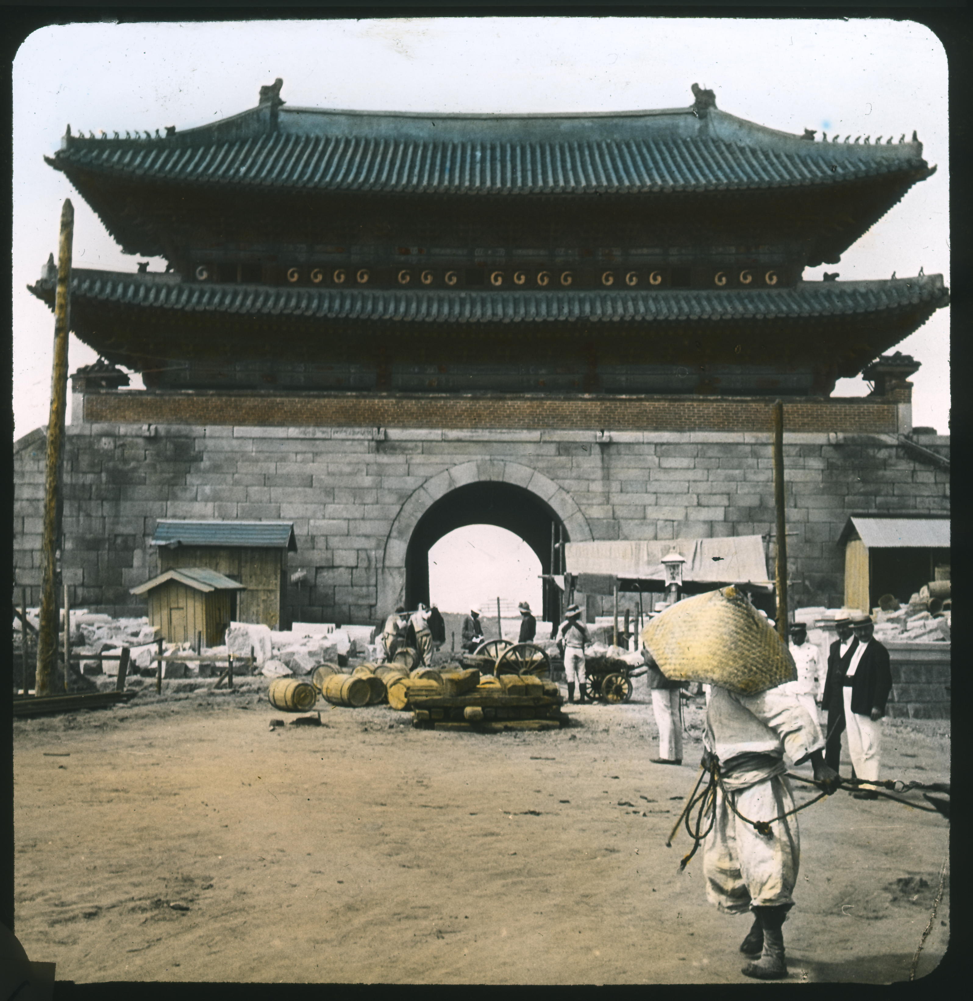 Hagyományos női viselet és ruhadíszek Koreából -  -  - kiállítás, Korea, utazás, 