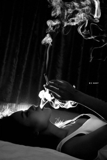 Kik is vagyunk valójában? -  -  - lélekhangok, novella, 