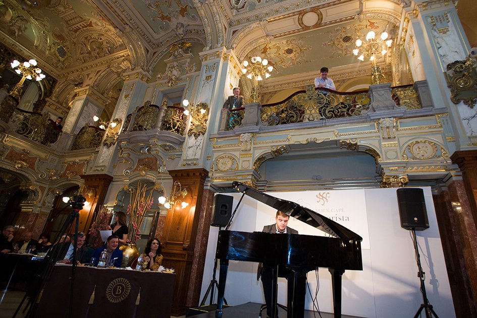 Nyolc versenyző folytatja a New York Café Bárzongorista Versenyt - Kikapcsoló -  - bárzongorista, bárzongorista gálaest, 