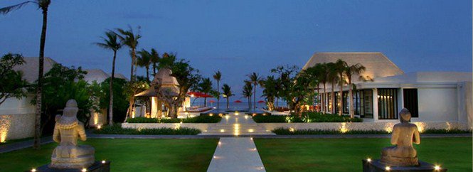 Romantikus utazás Valentin napon - Utazás -  - luxus, szálloda, The Royal Santrian,