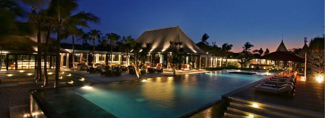 Romantikus utazás Valentin napon - Utazás -  - luxus, szálloda, The Royal Santrian,