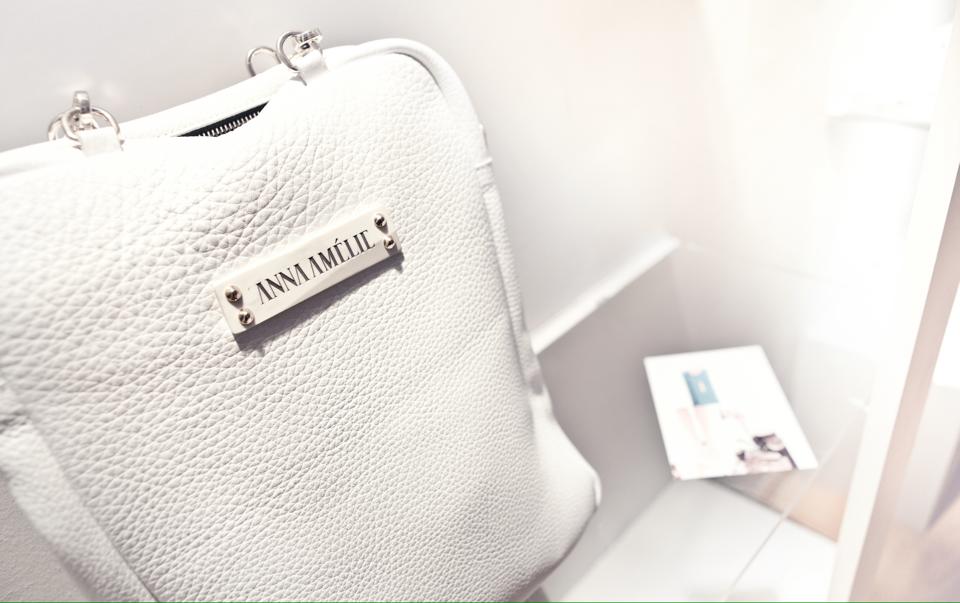 Találkozás Anna Amélie-vel -  -  - Anna Amélie, interjú, 