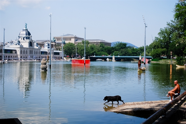 Városligeti tó - vizi szobrokkal -  -  - érdekességek, kultúra, Városliget, 