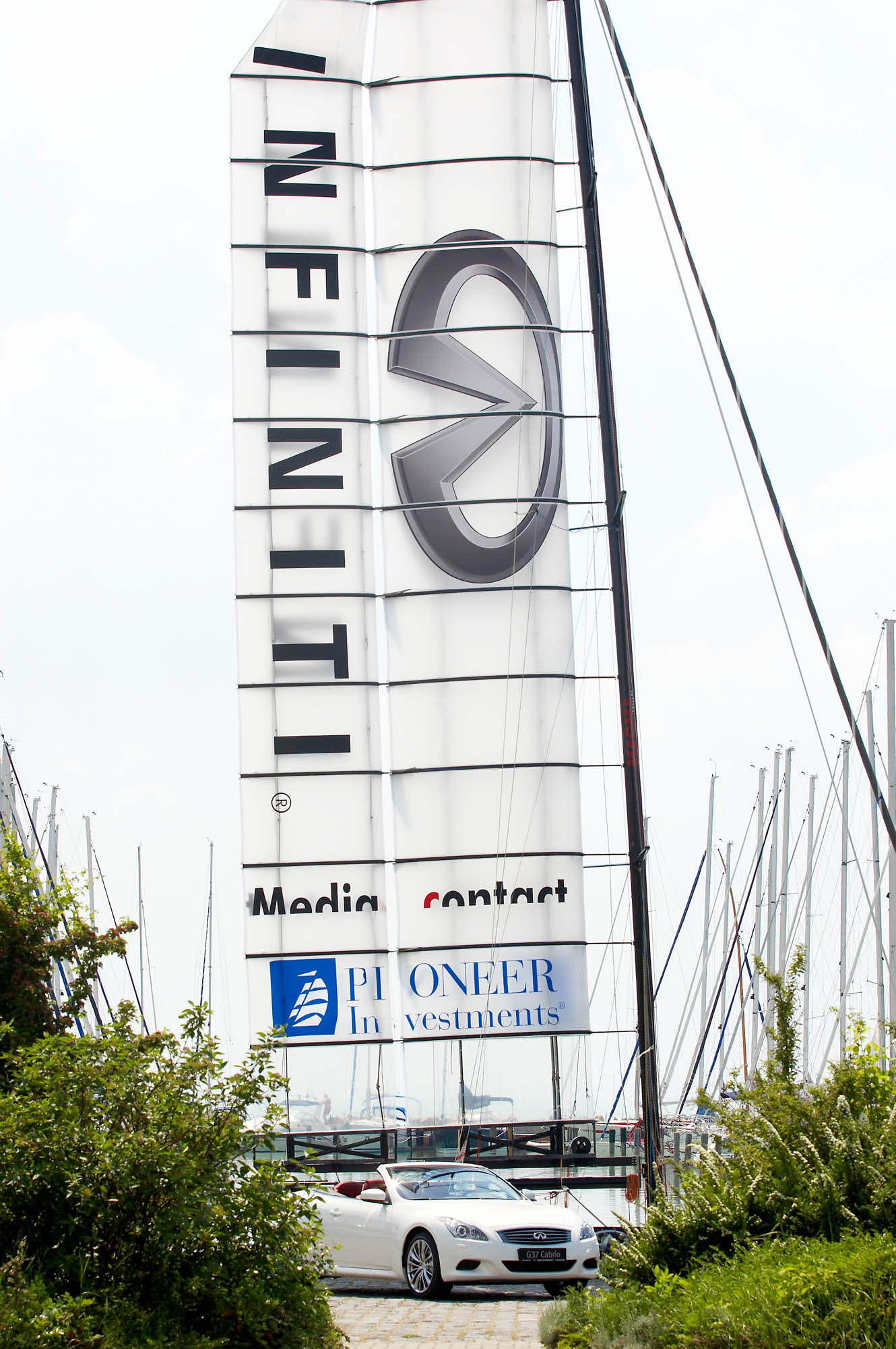 Bemutatták a világújdonságnak számító Infiniti-szárnyat -  -  - 