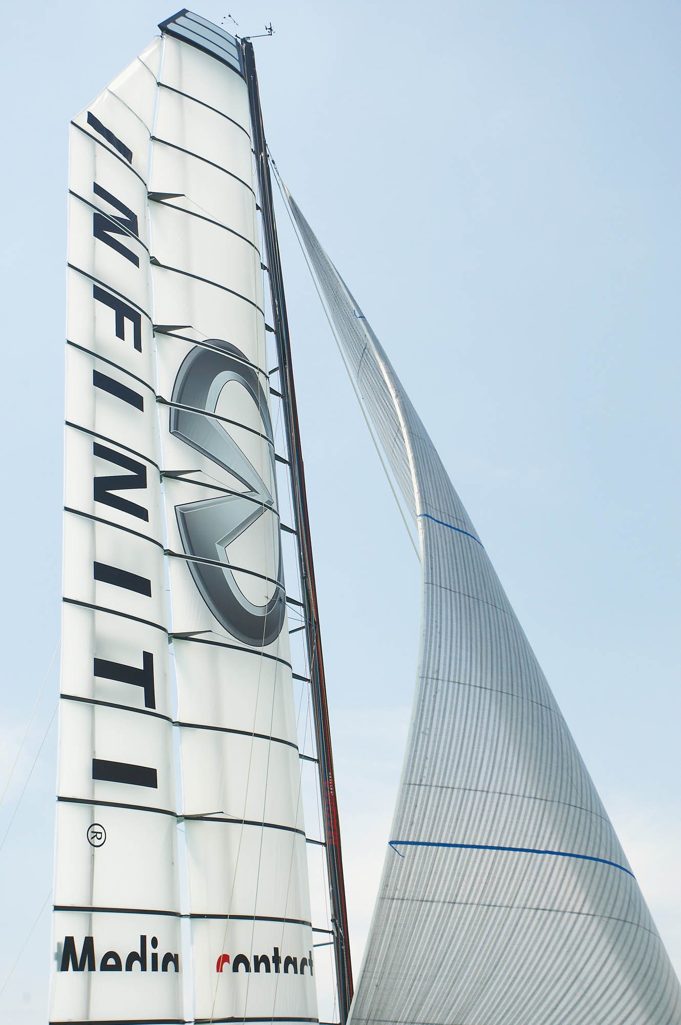 Bemutatták a világújdonságnak számító Infiniti-szárnyat -  -  - 