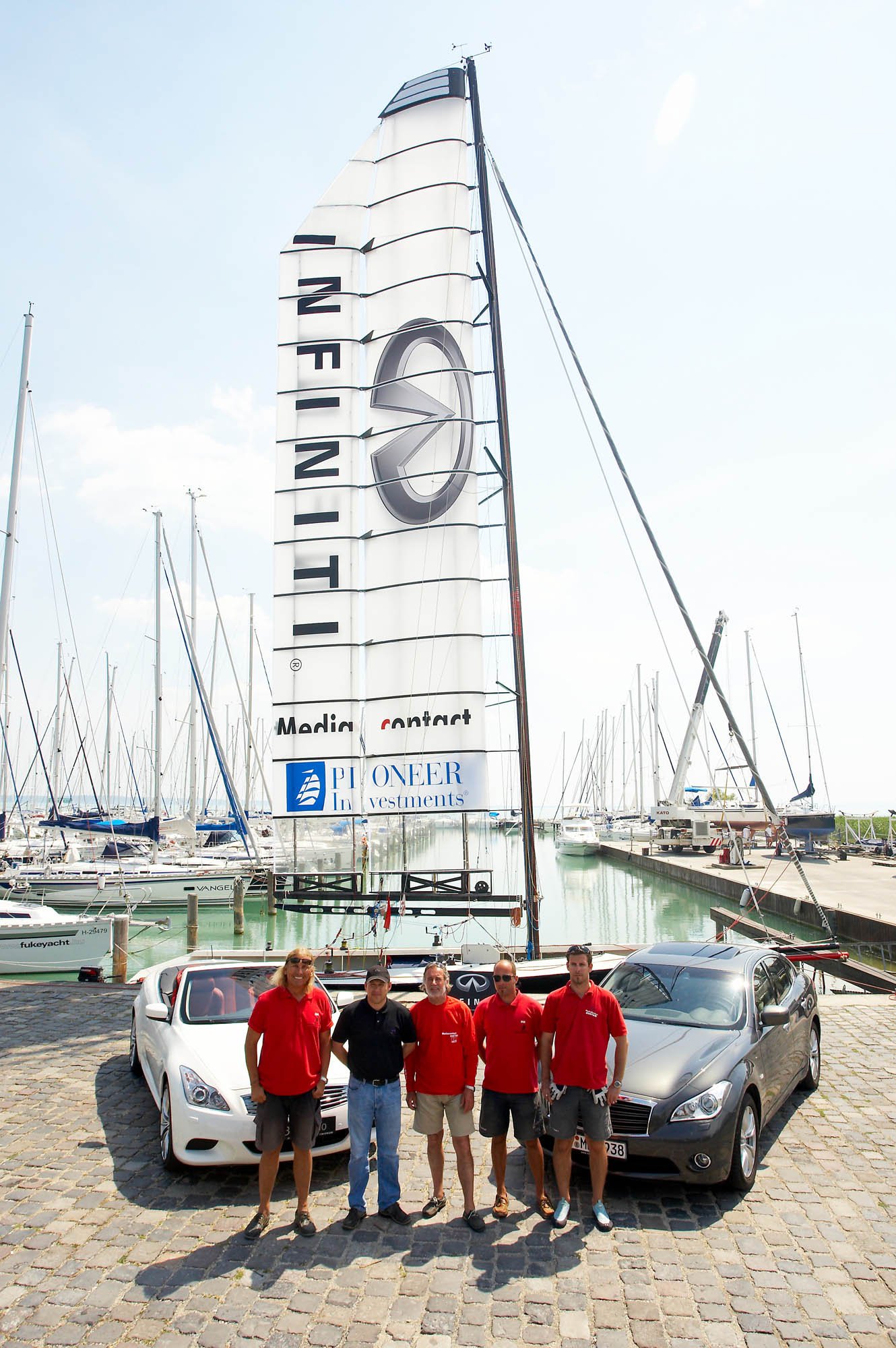 Bemutatták a világújdonságnak számító Infiniti-szárnyat -  -  - 