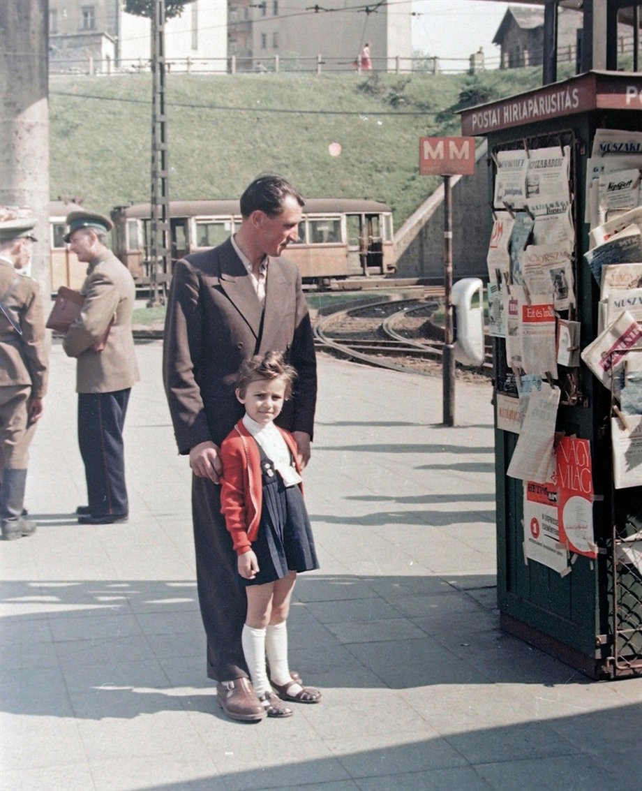 Kalef - Moszkva - Kalef! A Széll Kálmán tér száz éve -  -  - Budapest, Moszkva tér, Széll Kálmán tér,