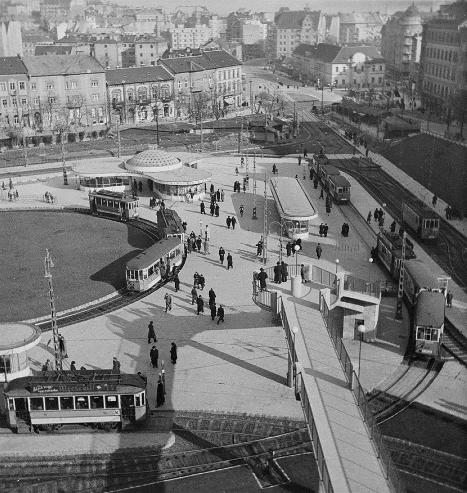 Kalef - Moszkva - Kalef! A Széll Kálmán tér száz éve -  -  - Budapest, Moszkva tér, Széll Kálmán tér,