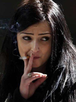 Orvosból jót, vagy semmilyet! -  -  - rúzs és tükör, szentesi éva, 