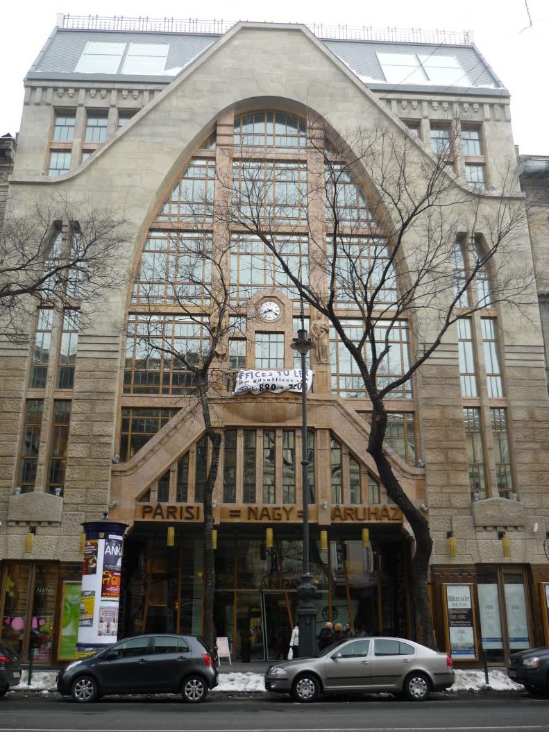 100 éves a Párisi Nagy Áruház -  -  - divat, divattörténet, kereskedelem, Párisi Nagy Áruház,