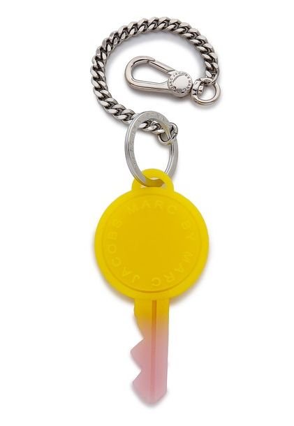 Bazár: Nevetségesen olcsó designer darabok -  -  - bazár, designer darabok, divat, stílus, tippek, 