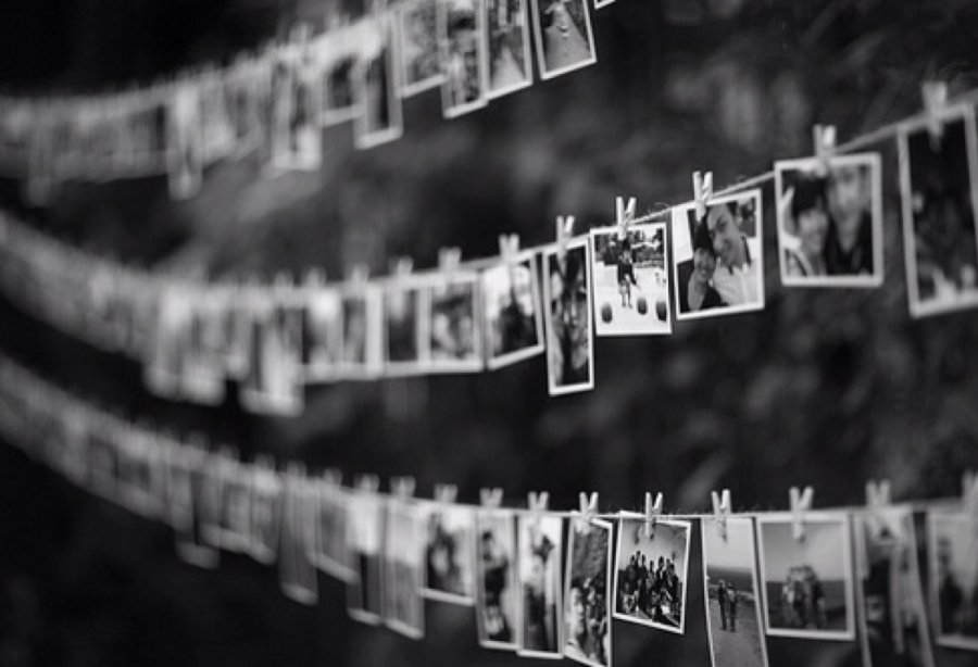 Mindenki másképp emlékszik - ÉLETÉRZÉS - Mindent egymásért - életmesék, emlékek, 