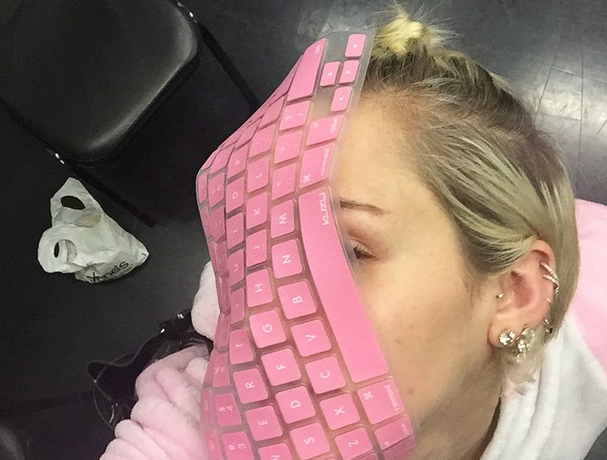 11 borzasztó szelfi, amit celebek készítettek -  -  - celebrity, hírek, szelfi, sztárok, világ, 