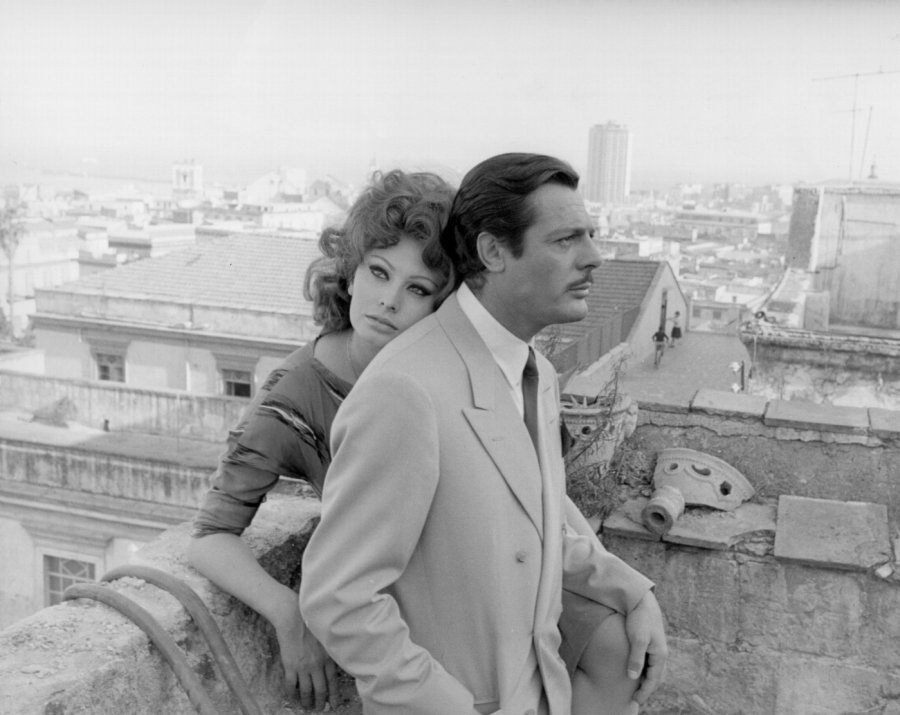 Az ideges nő izgalmas -  -  - életmesék, izgalom egy kapcsolatban, kapcsolat, konfliktus, szerelem, 