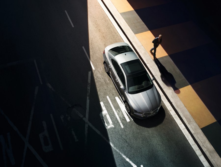 Az új asszisztensed: ŠKODA Superb - Autó & Motor -  - autó, skoda,