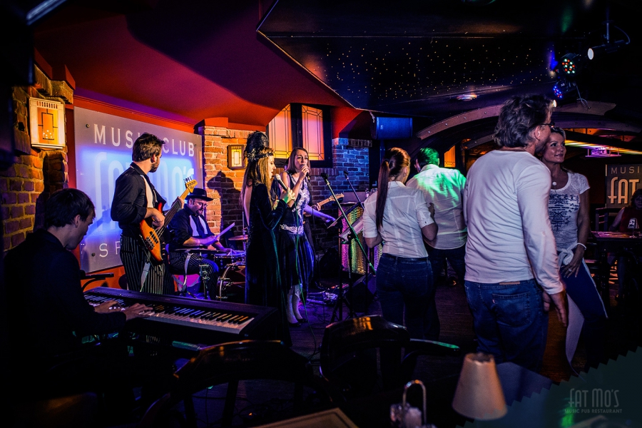 Hogy milyen egy Fat Mo’s szezonnyitó? Hát ilyen! - STYLELIFE - Kikapcsoló - Fat Mo's, Fat Mo's Band, Fat Mo's Café, 