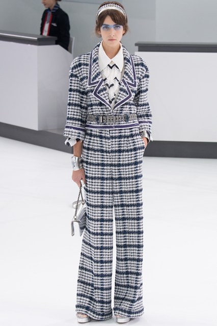 Párizsból szeretettel - Jelentés a divathétről -  -  - chanel, dior, elie saab, louis vuitton, saint laurent, valentino, 