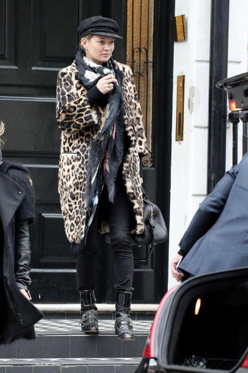 Hétfői gif challenge 11/02 - Halloween kiadás -  -  - celebrity, divat, gif, gif challenge, hétfő, stílus, 