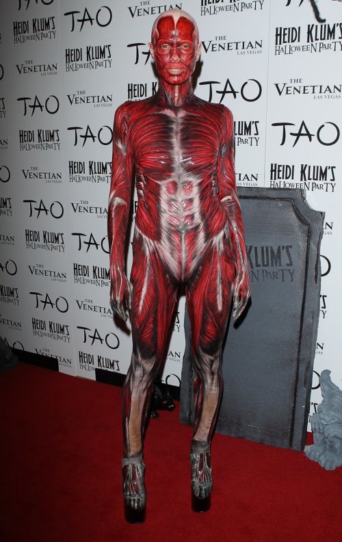 Heidi Klum legőrültebb Halloween jelmezei az elmúlt 15 évből -  -  - divat, halloween, heidi klum, jelmez, stílus, 