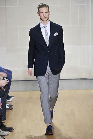 Öltönytrend a Dunhilltől: éltanuló divat - Divathírek -  - 2011 tavasz, divat, Dunhill, férfi,